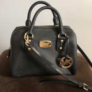 Michael Kors Black hand/crossbody bag